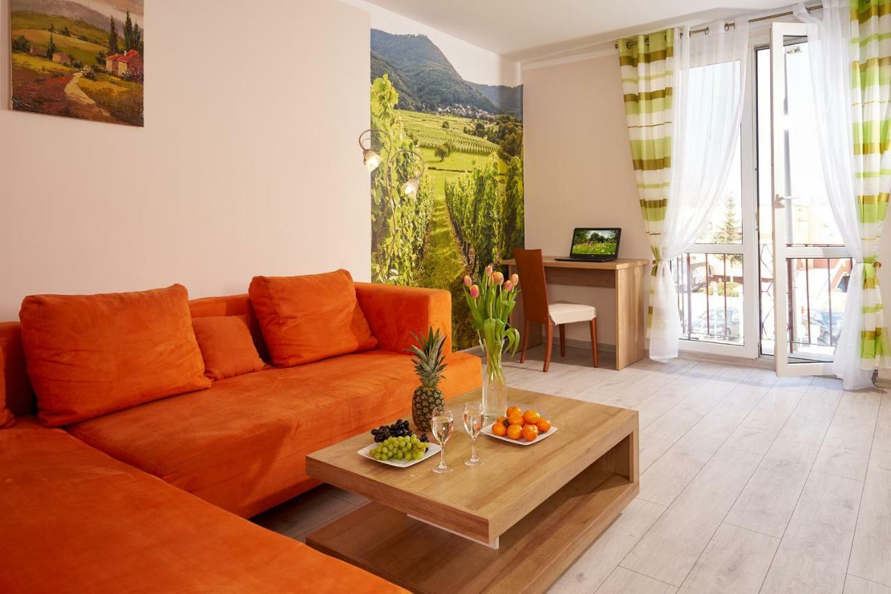 Apartament Winnica Centrum ジェロナ・グラ エクステリア 写真