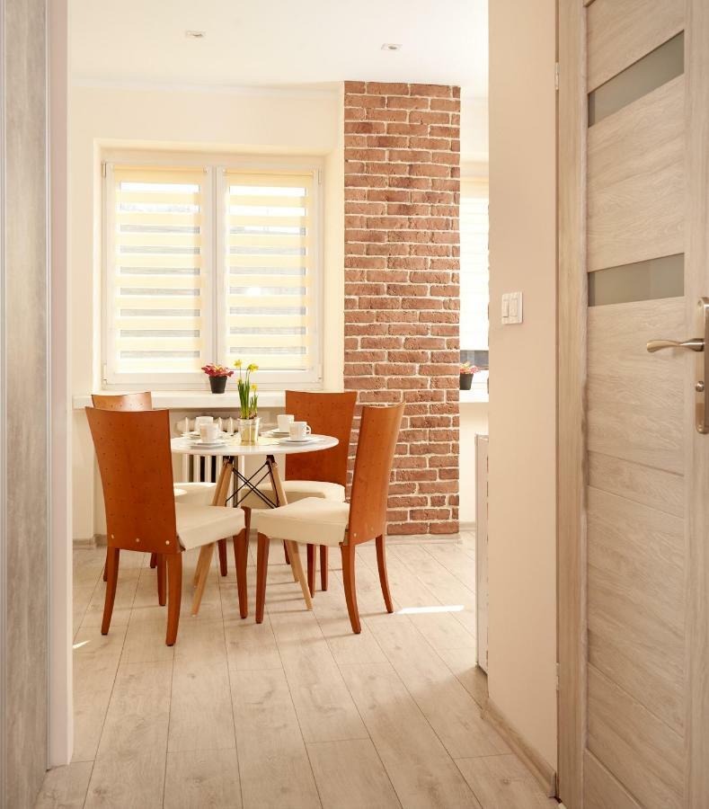 Apartament Winnica Centrum ジェロナ・グラ エクステリア 写真